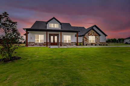 House in Hunt County, Texas
