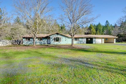 House in Josephine County, Oregon