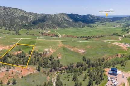 Homesite in Fall River County, South Dakota