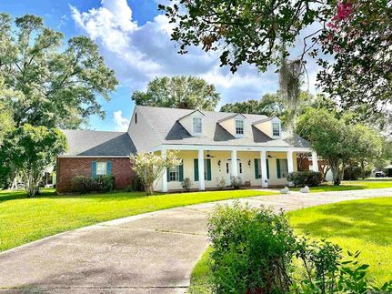 Lakefront Property for sale in Ascension Parish, Louisiana