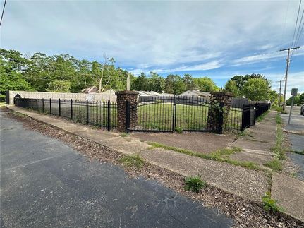 Homesite for sale in Iron County, Missouri