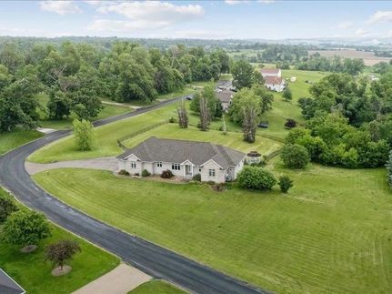 Farm and Ranch for sale in Benton County, Iowa
