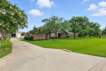 House for sale in Ellis County, Texas