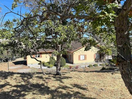 Farm and Ranch for sale in Siskiyou County, California