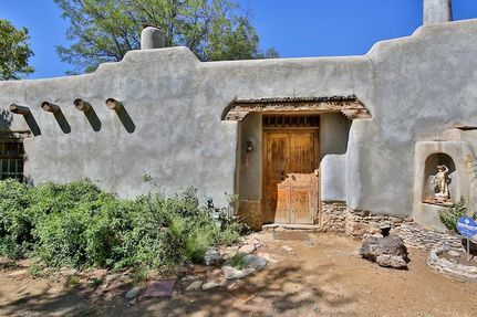 House for sale in Taos County, New Mexico