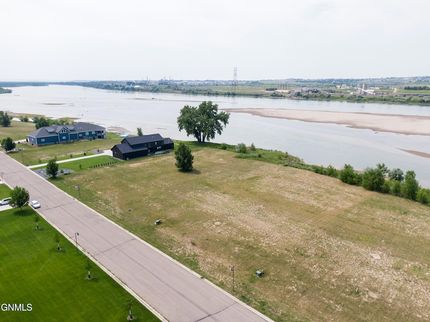 Lakefront Property for sale in Burleigh County, North Dakota