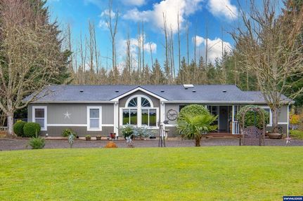 House for sale in Linn County, Oregon