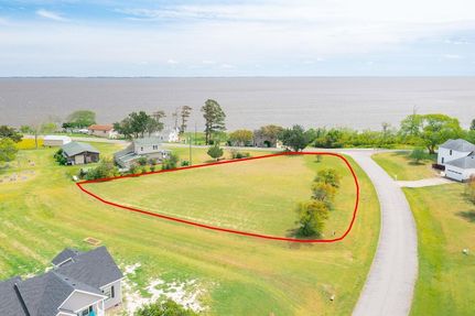 Land for sale in Currituck County, North Carolina