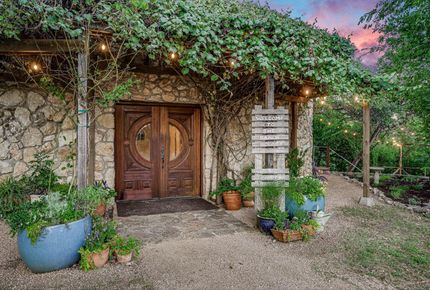 Land for sale in Travis County, Texas