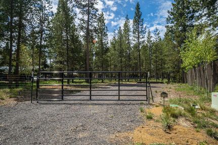 Riverfront Property for sale in Deschutes County, Oregon