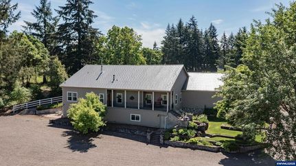 House for sale in Linn County, Oregon