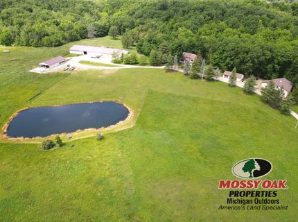 Farm and Ranch in Hillsdale County, Michigan