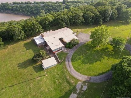 Lakefront Property for sale in McIntosh County, Oklahoma