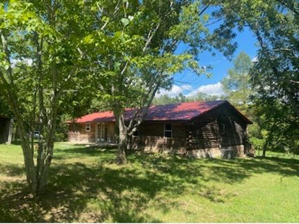 Farm and Ranch in Laclede County, Missouri