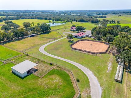 Farm and Ranch in Parker County, Texas
