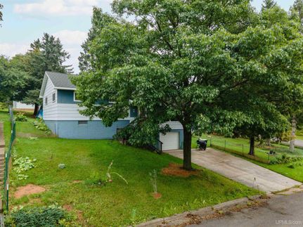 House for sale in Iron County, Michigan