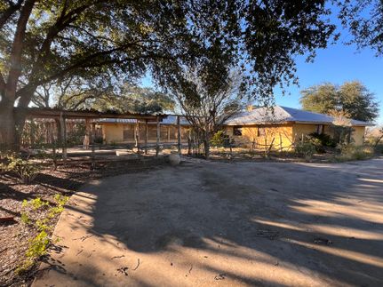 House for sale in Duval County, Texas