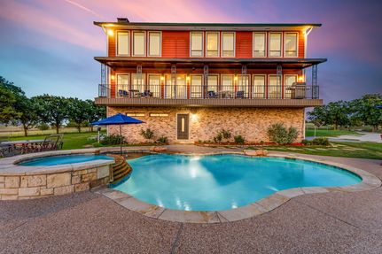 Farm and Ranch in Johnson County, Texas