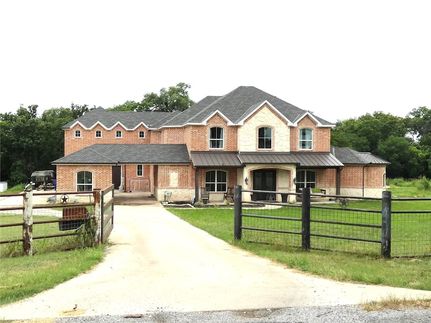House for sale in Grayson County, Texas