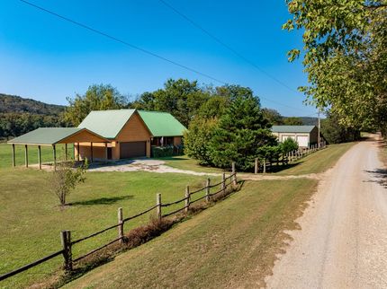 Riverfront Property for sale in Izard County, Arkansas