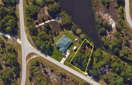 Lakefront Property for sale in Charlotte County, Florida