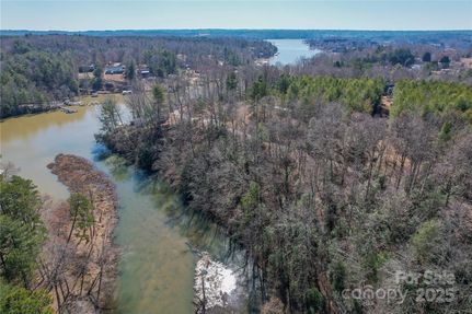 Lakefront Property for sale in Alexander County, North Carolina