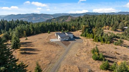 House for sale in Klickitat County, Washington