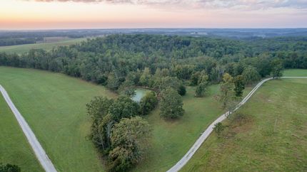 Farm and Ranch in Howell County, Missouri