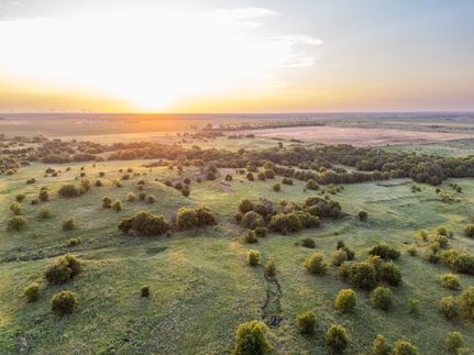 Land in Grant County, Oklahoma