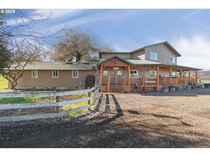 Lakefront Property for sale in Columbia County, Oregon