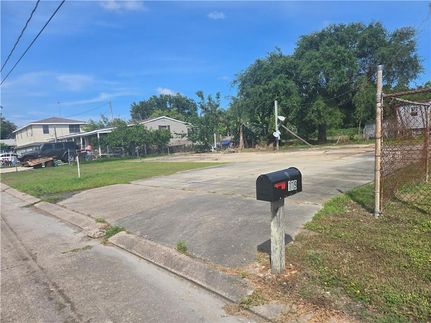 Land for sale in Plaquemines Parish, Louisiana