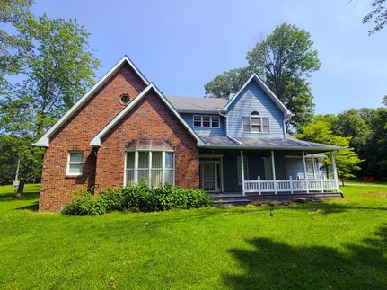 Farm and Ranch in Marion County, Illinois