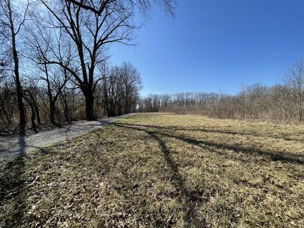 Farm and Ranch in Marion County, Illinois