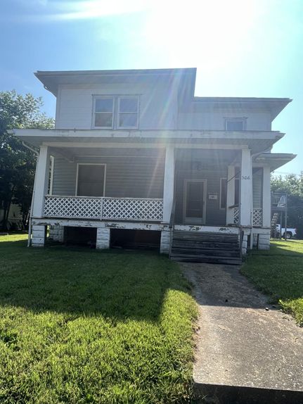 Farm and Ranch in Marion County, Illinois