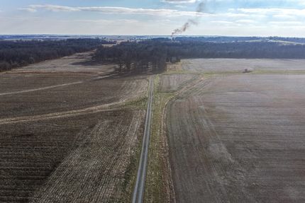 Farm and Ranch in Wayne County, Illinois