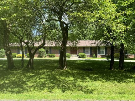 Farm and Ranch in Marion County, Illinois