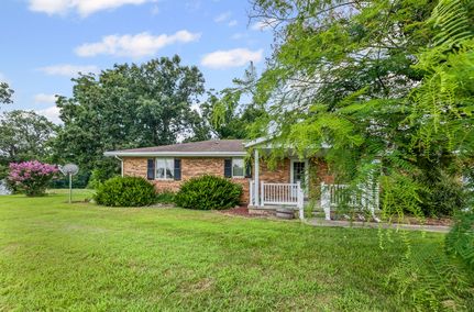 Farm and Ranch in Marion County, Illinois
