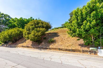 Land for sale in Los Angeles County, California