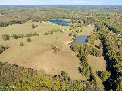 Lakefront Property for sale in Henderson County, Tennessee