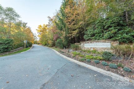 Homesite for sale in Buncombe County, North Carolina
