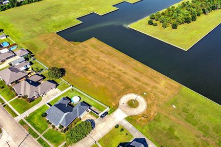 Lakefront Property for sale in Terrebonne Parish, Louisiana