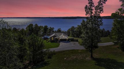 Lakefront Property for sale in Benton County, Tennessee