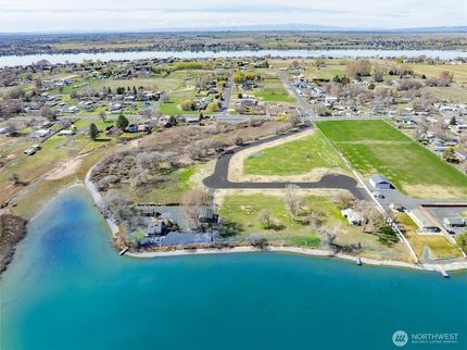 Lakefront Property for sale in Grant County, Washington