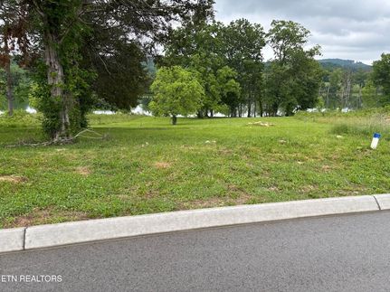 Lakefront Property for sale in Union County, Tennessee