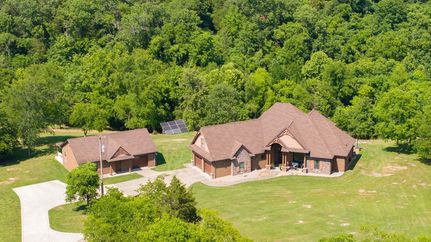 Lakefront Property for sale in Sumner County, Tennessee