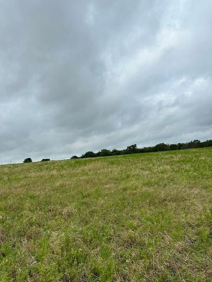 Homesite for sale in Grayson County, Texas