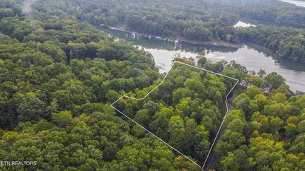 Waterfront Property for sale in Roane County, Tennessee