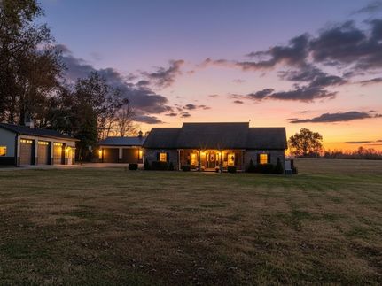 Lakefront Property for sale in Warren County, Tennessee