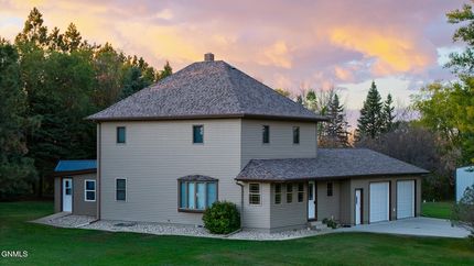 Lakefront Property for sale in Stutsman County, North Dakota