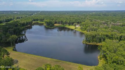 Lakefront Property for sale in Madison County, Mississippi